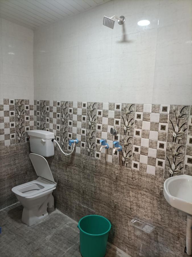 Shri Gamya Guest House Уджайн Екстериор снимка